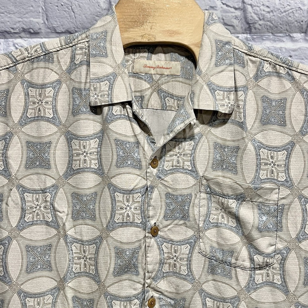 Tommy Bahama Men Silk Geometric Tropical Hawaiian Short Sleeve Shirt‎ Size XL